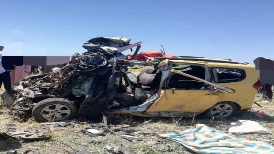 حادث مؤلم.. وفاة 6 ركاب في حادث اصطدام “طاكسي” وشاحنة بالقنيطرة