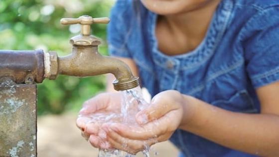 54 مدينة مغربية مهددة بندرة المياه خلال الصيف، من بينها وجدة ومراكش