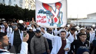 بوادر انفراج في ملف الأساتذة المتعاقدين