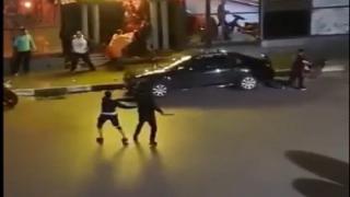 شريط فيديو لمواجهة بالسيوف أمام مقهى بمكناس يستنفر الأمن